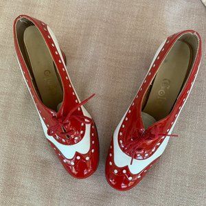 Vintage (60’s) Golo wingtip rockabilly spectator pumps, 7.5